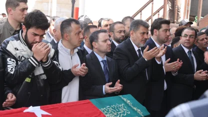 Kahramanmaraş'taki okul saldırısında hayatını kaybedenler son yolculuğuna uğurlanıyor