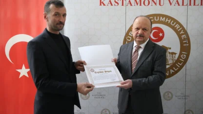 Kastamonu'da  "Hattat Emrullah Demirkaya Hüsn-i Hat Sergisi" açıldı