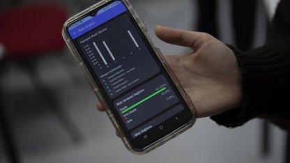 Lise öğrencileri, mobil oyunların bağımlılık riskini analiz eden uygulama geliştirdi