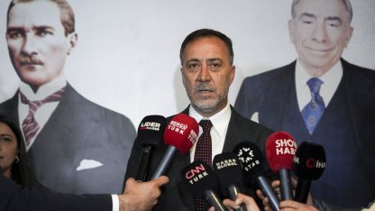 MHP İstanbul İl Başkanı Yılmaz yönetim kuruluyla ilk toplantısını yaptı: