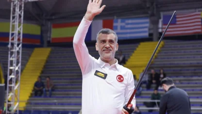 Milli bilardocu Tayfun Taşdemir, Kolombiya'da bronz madalya kazandı