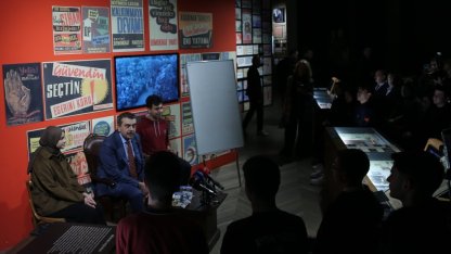 Milli Eğitim Bakanı Tekin, Aydın'da lise öğrencilerine "Demokrasi ve İnsan" konulu ders verdi: