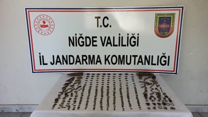 Niğde'de tarihi eser niteliğinde 190 sikke ve 100 obje ele geçirildi