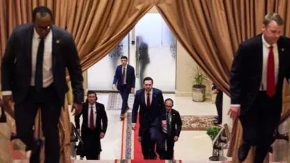 Hürmüz Boğazı'nda "Ölümcül Girdap" Tehdidi: Trump ve İran Arasında İpler Gerildi!