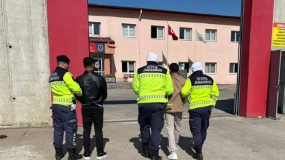 Sakarya'da 7 düzensiz göçmen yakalandı