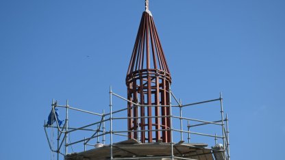 Şeyh Şüceaddin Camisi'nin tarihi minaresi "hafif külahla" tamamlandı