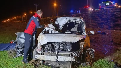 Şırnak'ta devrilen hafif ticari araçtaki 1 kişi öldü, 1 kişi yaralandı