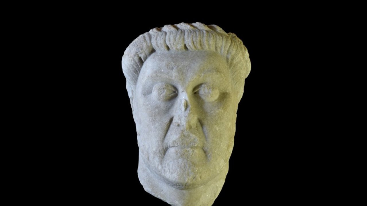 Smyrna Antik Kenti kökenli mermer heykel başı ABD'den Türkiye'ye iade edildi