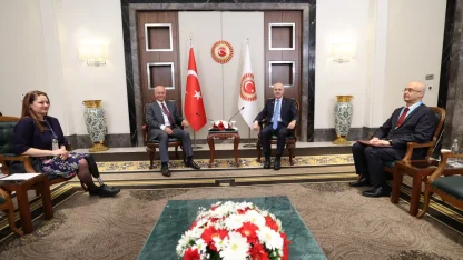 TBMM Başkanı Kurtulmuş, BM Mülteciler Yüksek Komiseri Salih ile görüştü