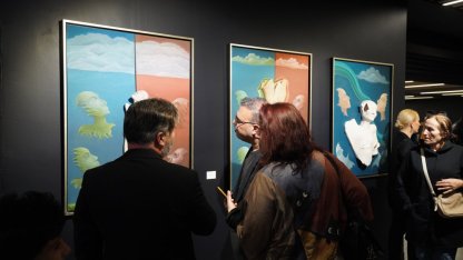 Usta ressamlar Devrim Erbil ve İsmet Yedikardeş, "Dostluk ve Barış" sergisinde buluştu