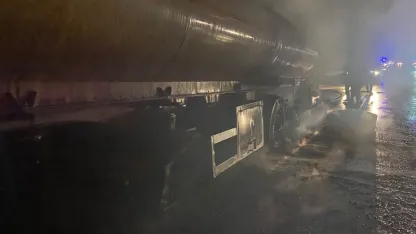 Osmaniye Düziçi'de akaryakıt tankeri alevlere teslim oldu